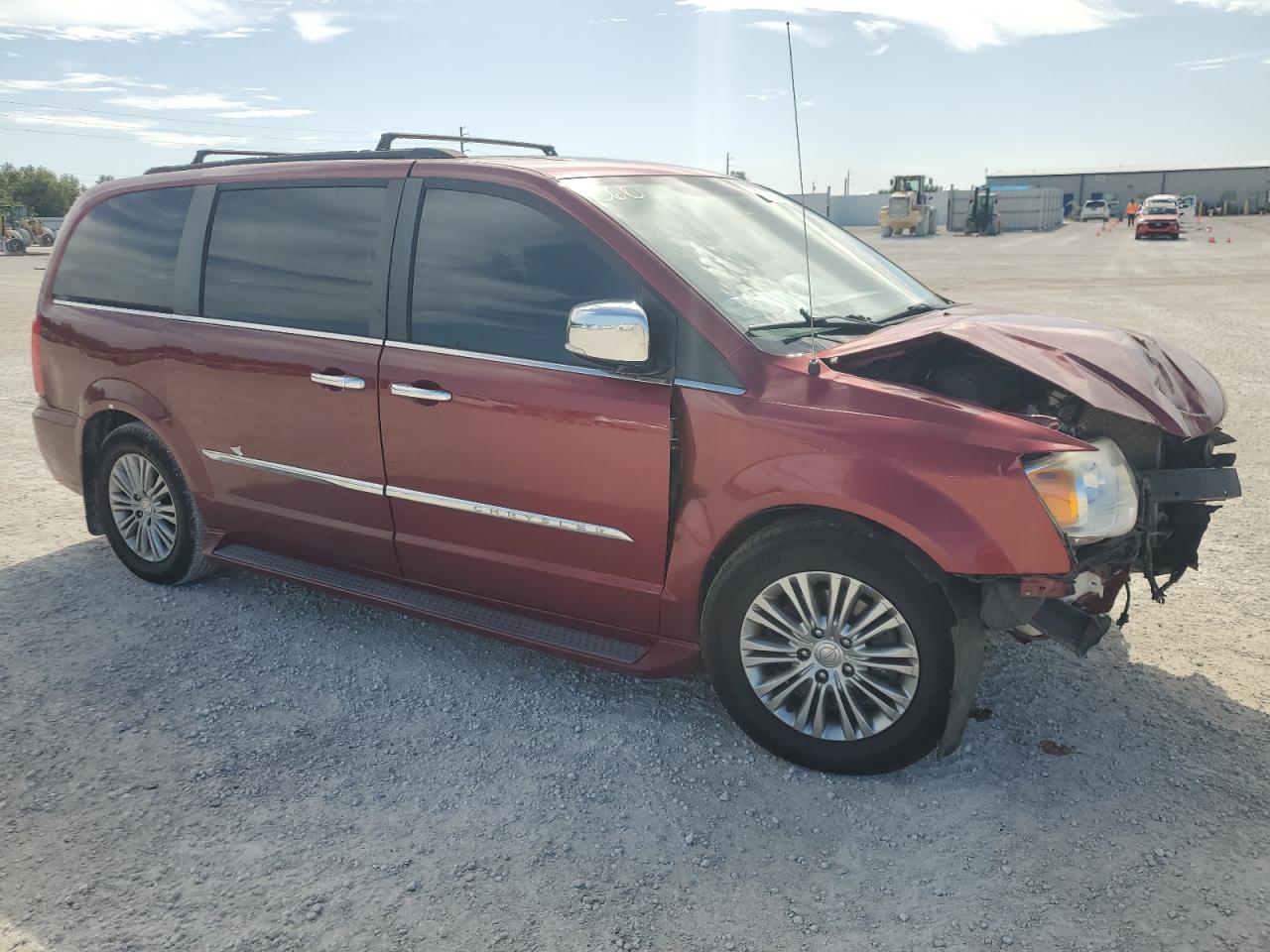 VIN 2C4RC1CG0GR167598 2016 CHRYSLER MINIVAN no.4