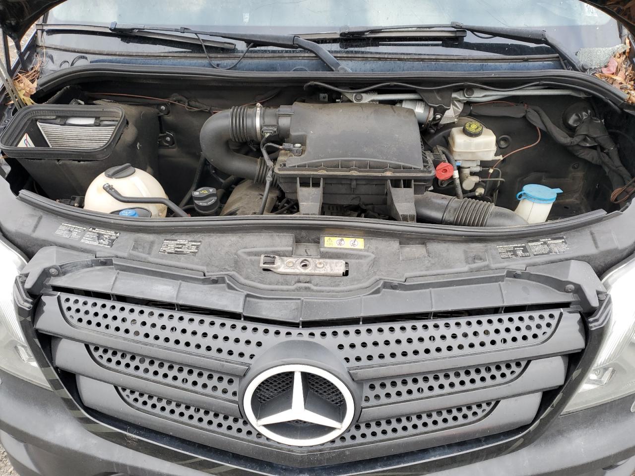 2015 Mercedes-Benz Sprinter - Image 12