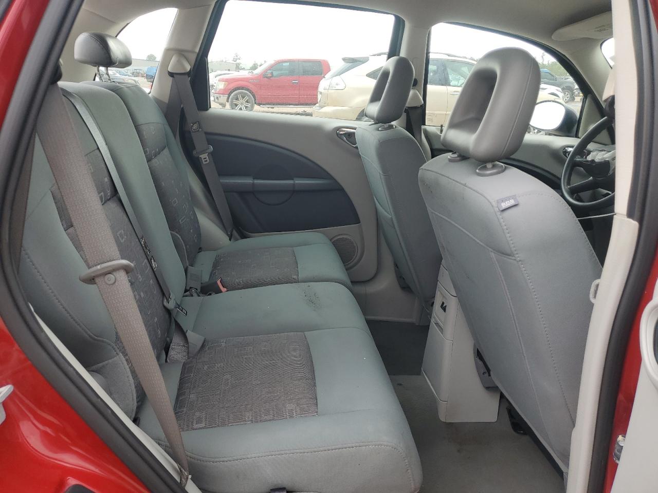 2008 Chrysler PT Cruiser - Image 11