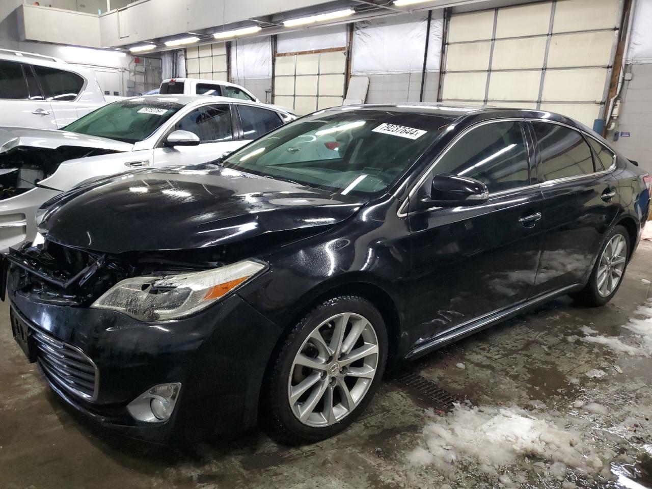 2014 Toyota Avalon - Image 1