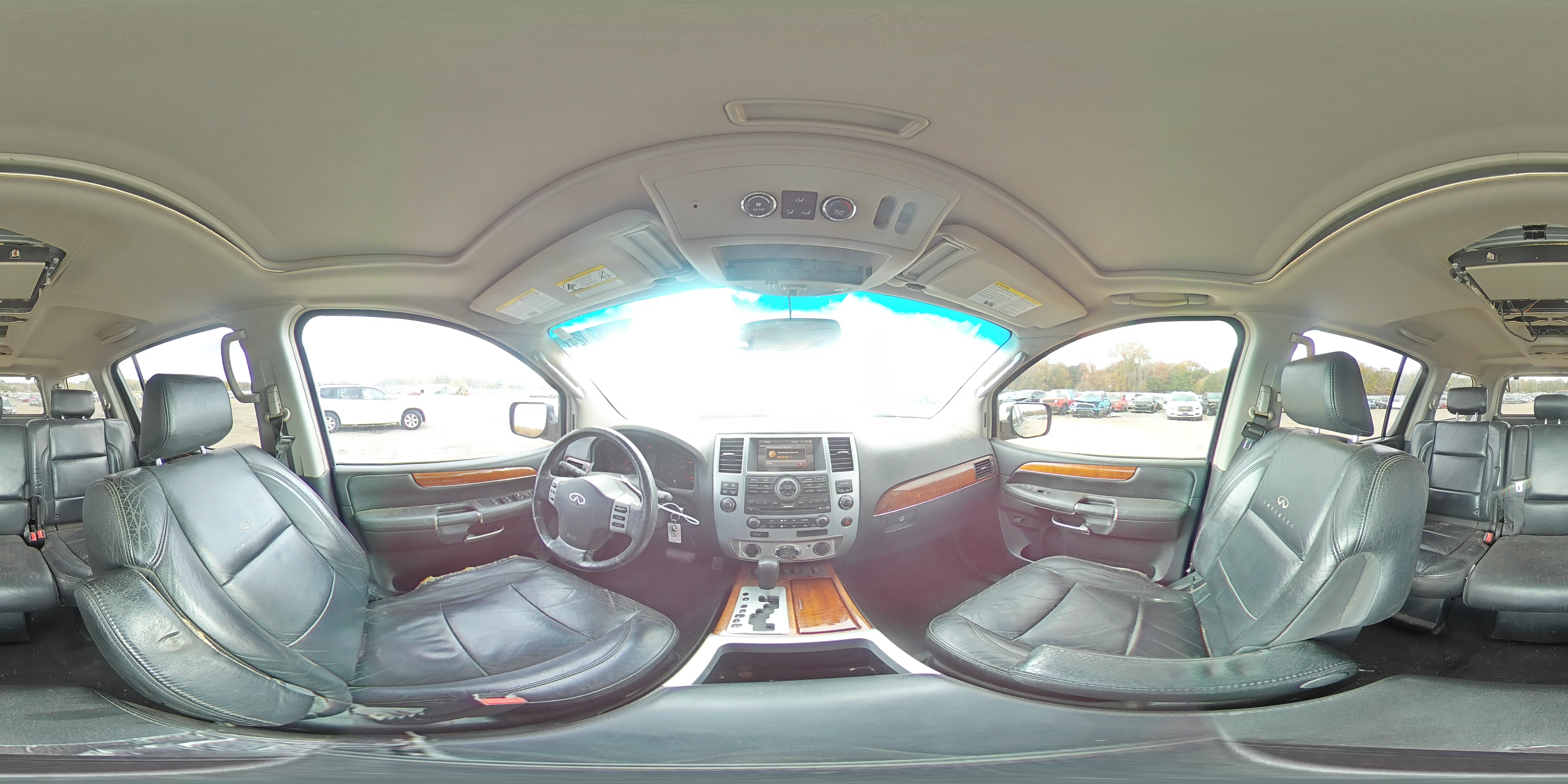 2009 Infiniti QX56 - Image 13