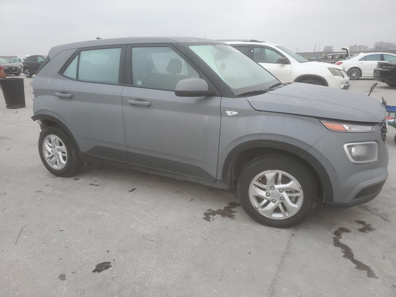 2021 Hyundai Venue - Image 4