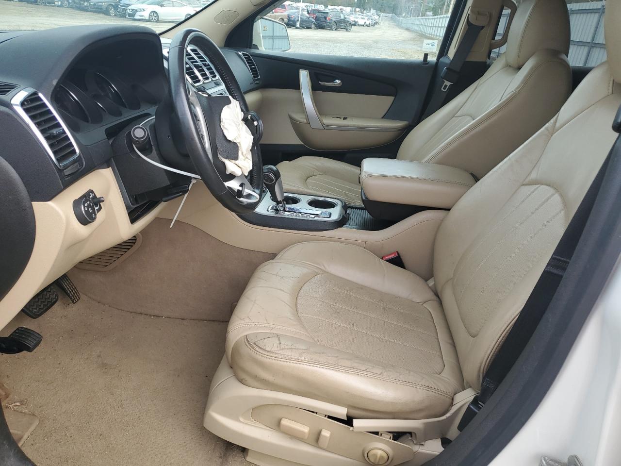 2011 GMC Acadia - Image 7