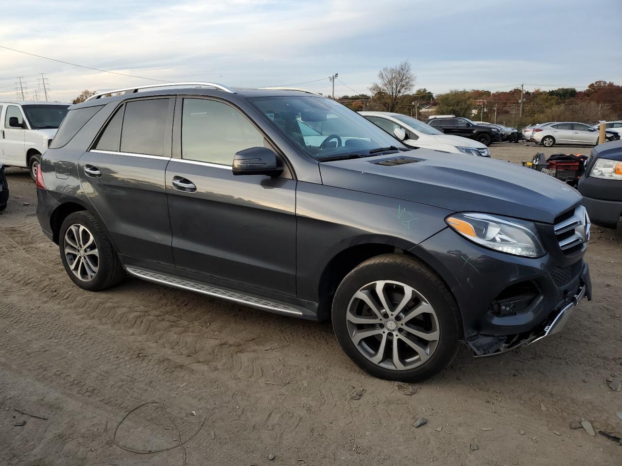 VIN 4JGDA5HB8GA730661 2016 MERCEDES-BENZ GLE-CLASS no.4