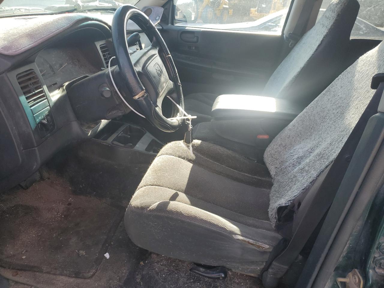 2001 Dodge Dakota - Image 7