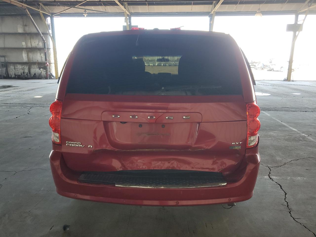 2015 Dodge Caravan - Image 6