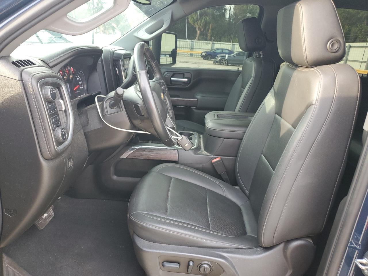 2022 Chevrolet Silverado - Image 7