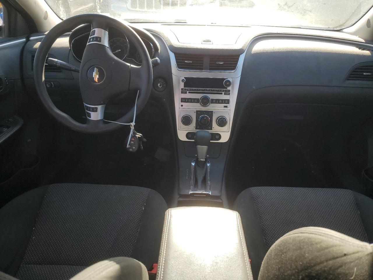 2011 Chevrolet Malibu - Image 8