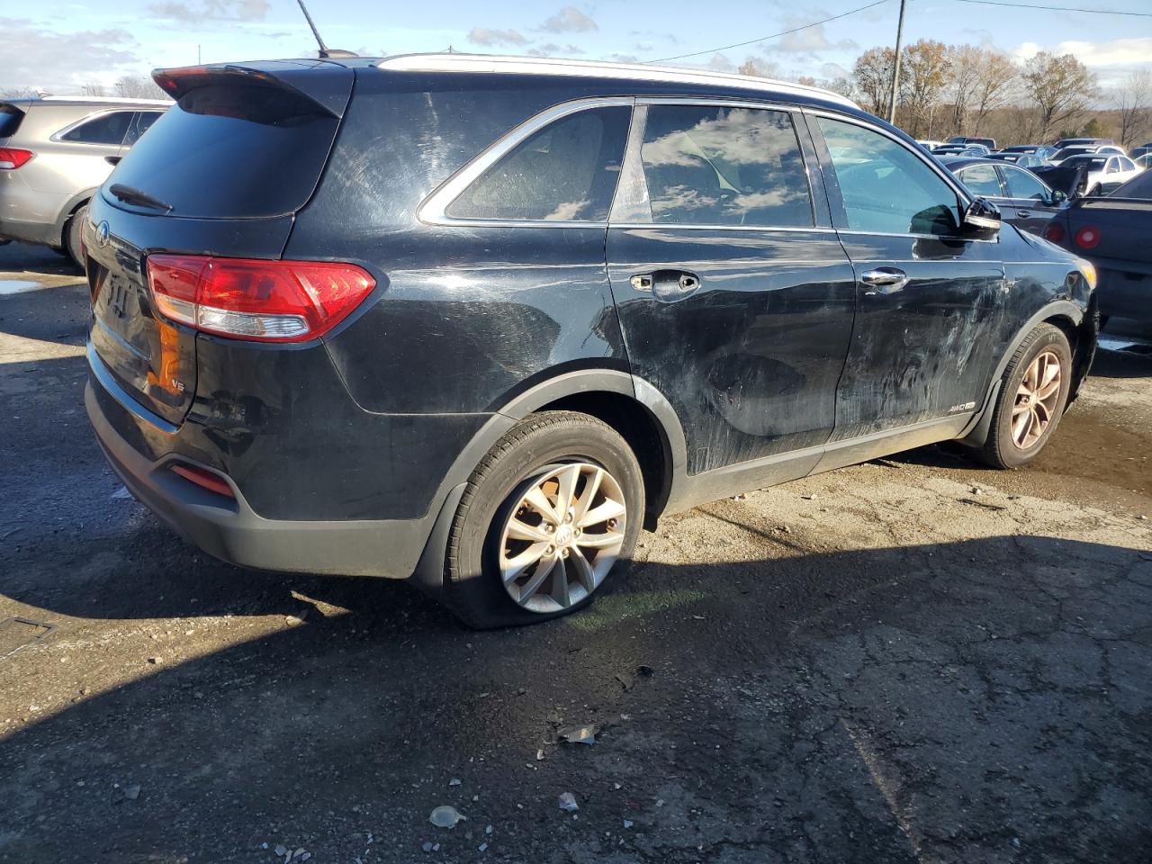 VIN 5XYPGDA51HG240210 2017 KIA SORENTO no.3