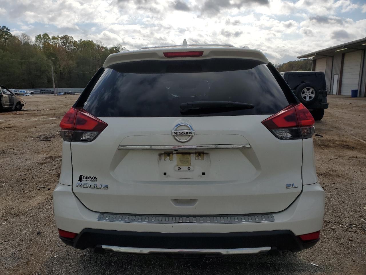 2018 Nissan Rogue - Image 6