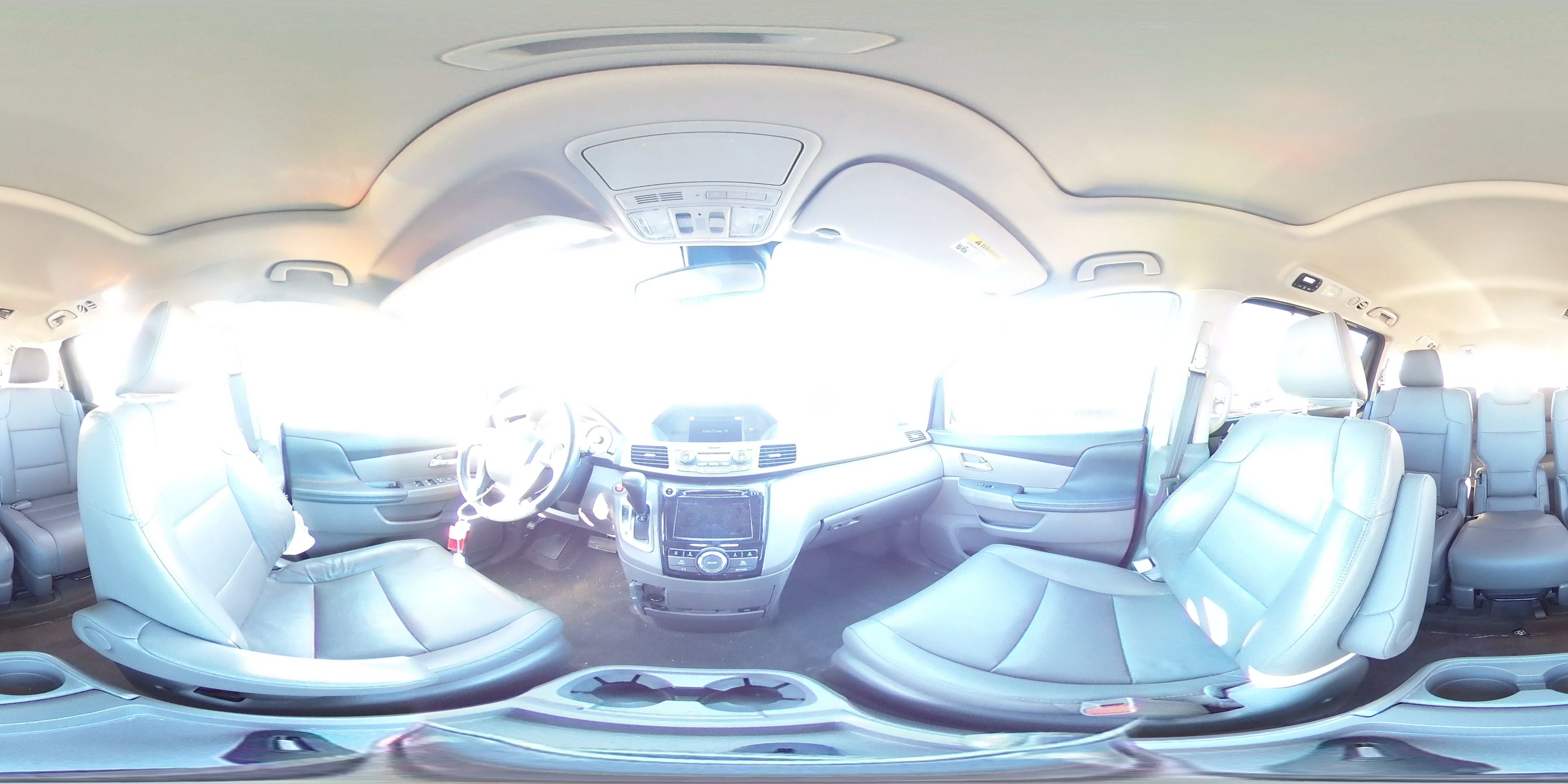 2015 Honda Odyssey - Image 15