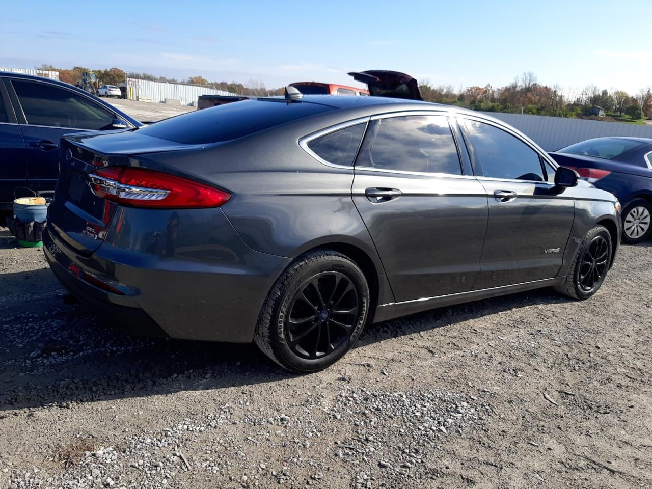 2019 Ford Fusion - Image 3