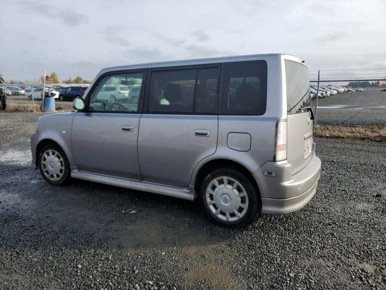 2006 Scion xB - Image 2