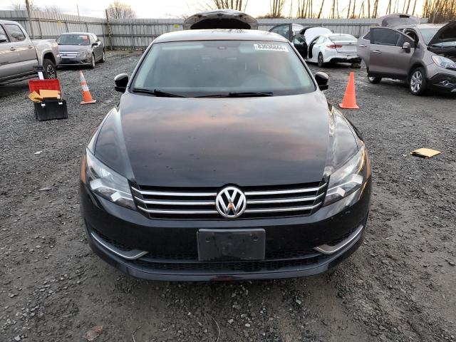 Седани VOLKSWAGEN PASSAT 2014 Чорний