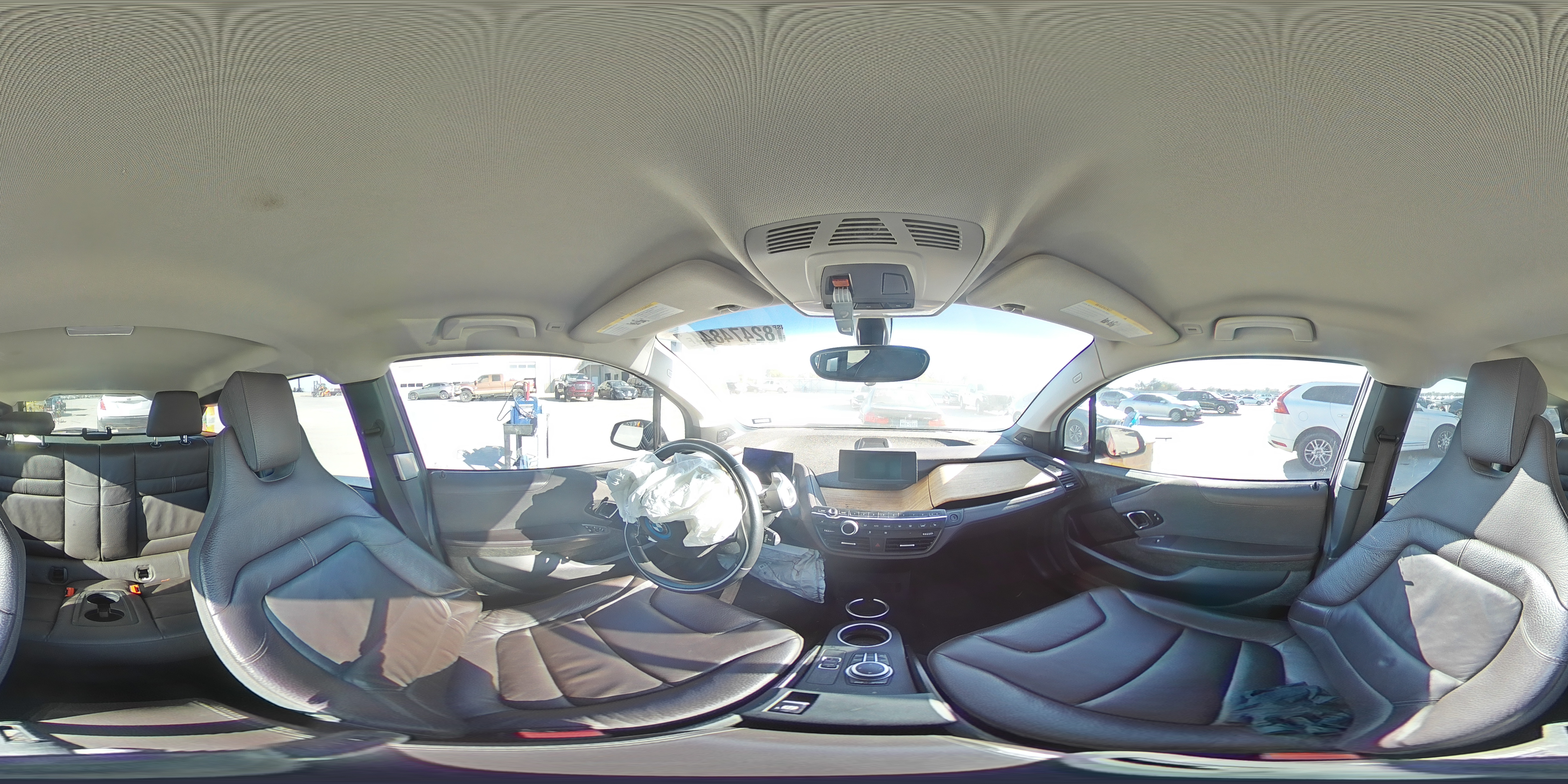 2018 BMW i3 - Image 12