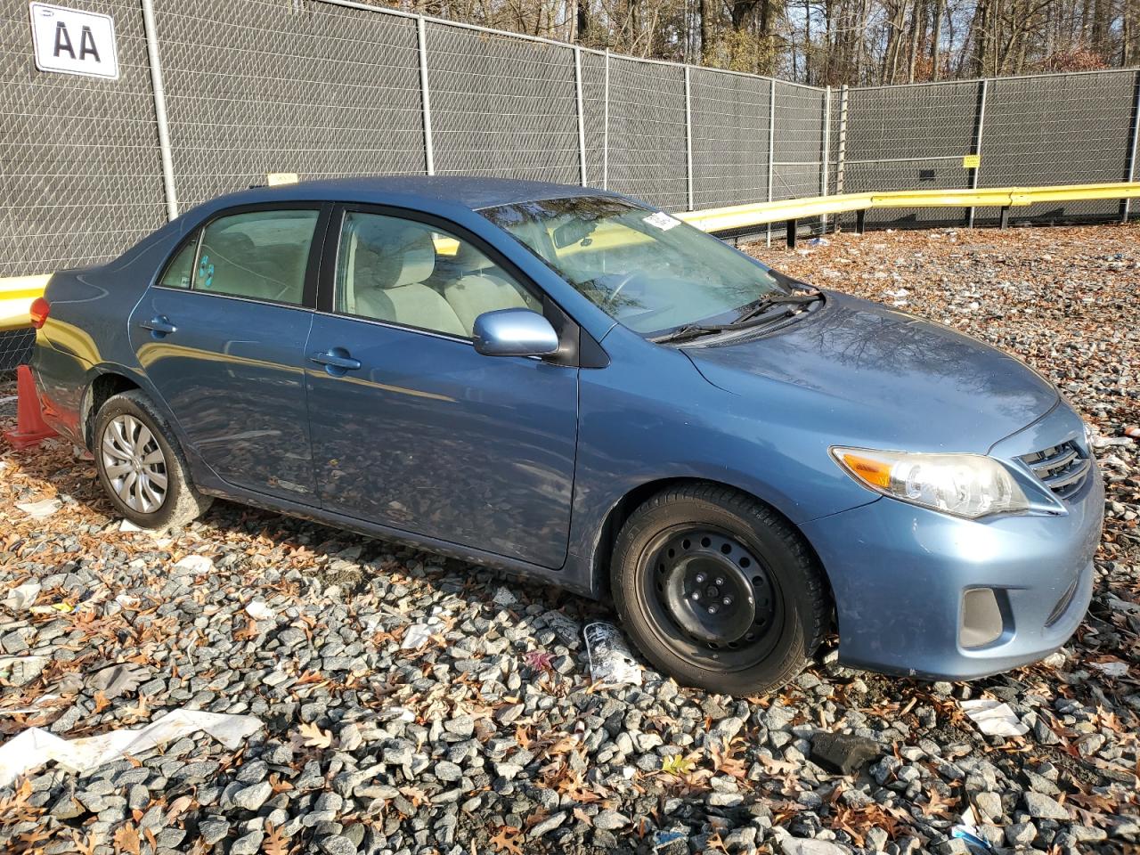 VIN 5YFBU4EE4DP110571 2013 TOYOTA COROLLA no.4