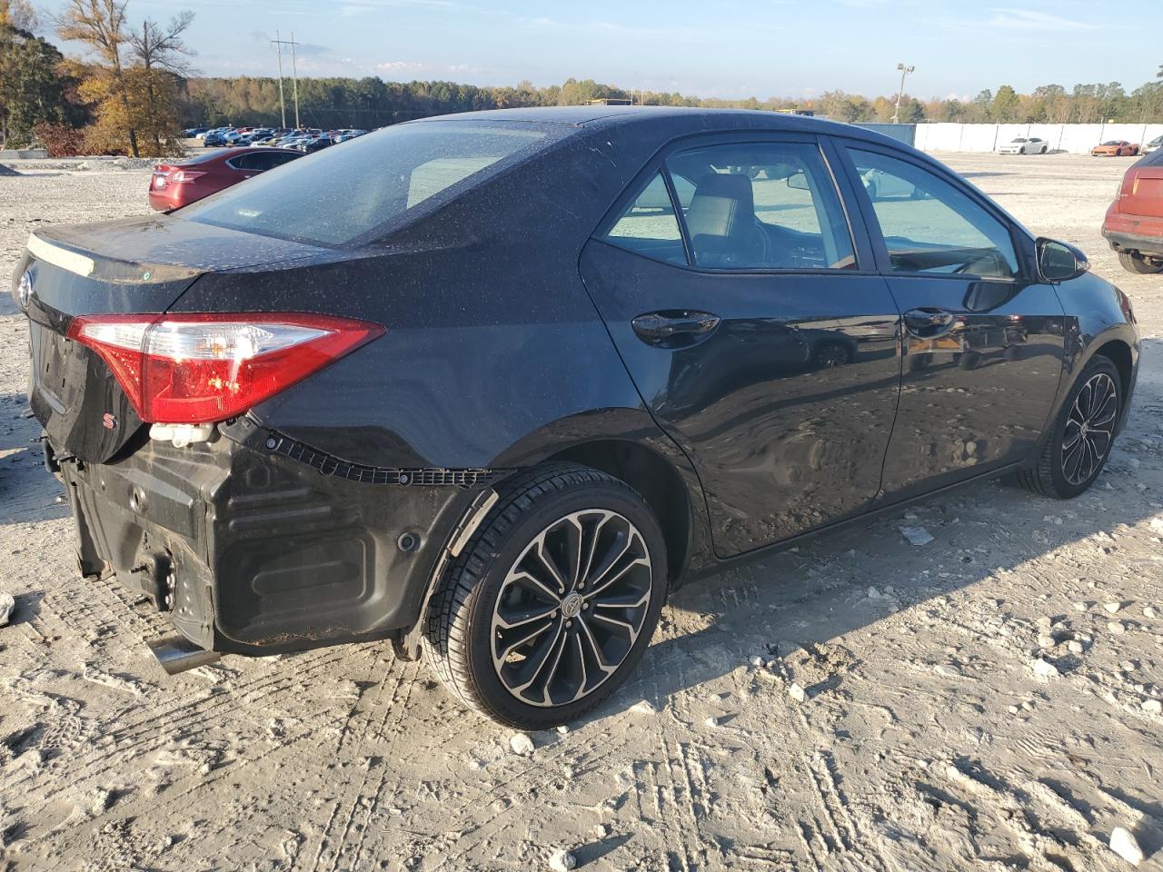 2015 Toyota Corolla - Image 3