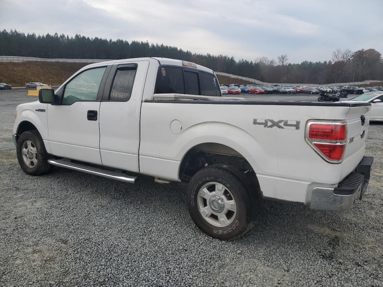 2010 Ford F-150 - Image 2