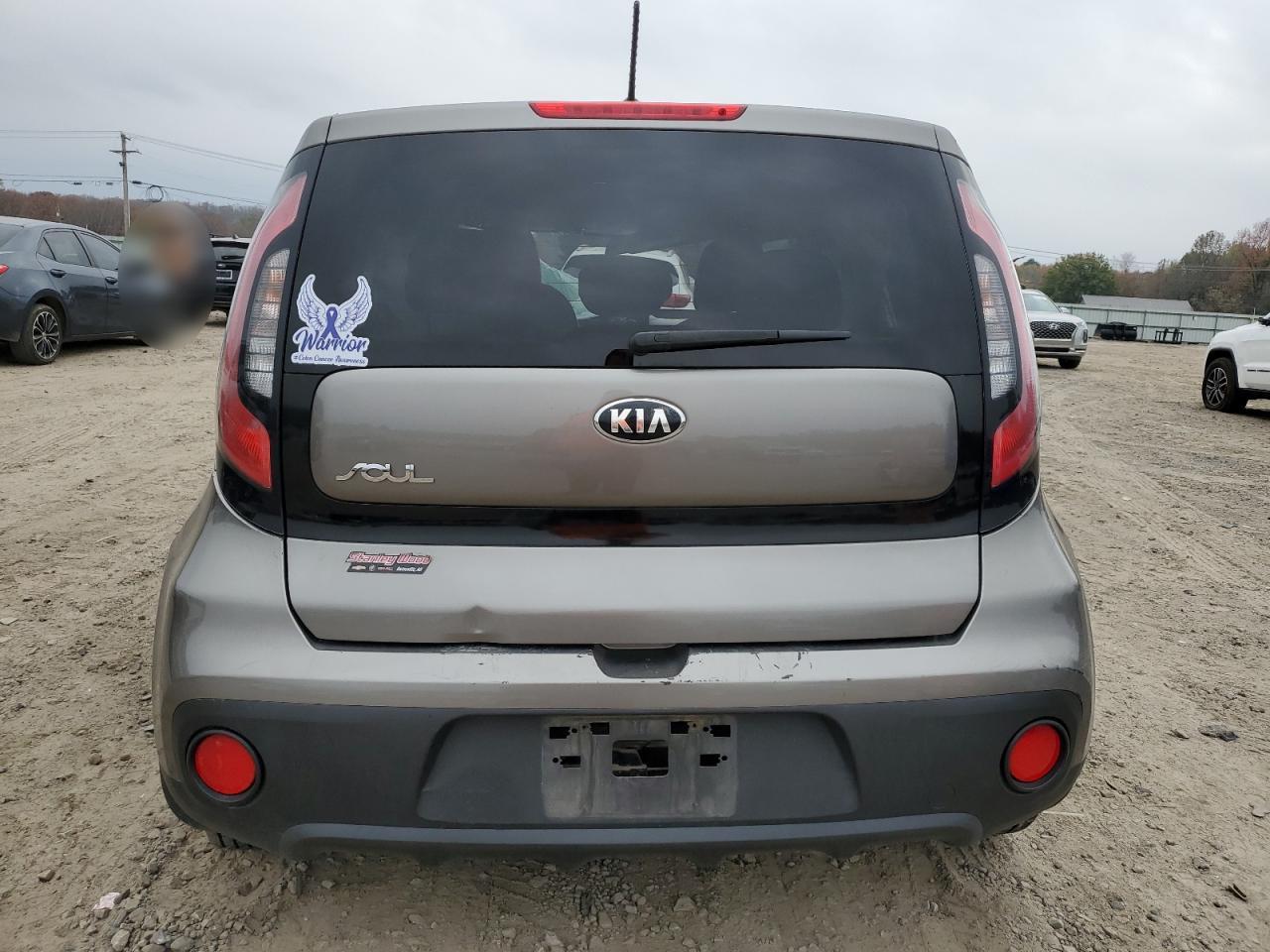 VIN KNDJN2A23H7499106 2017 KIA SOUL no.6