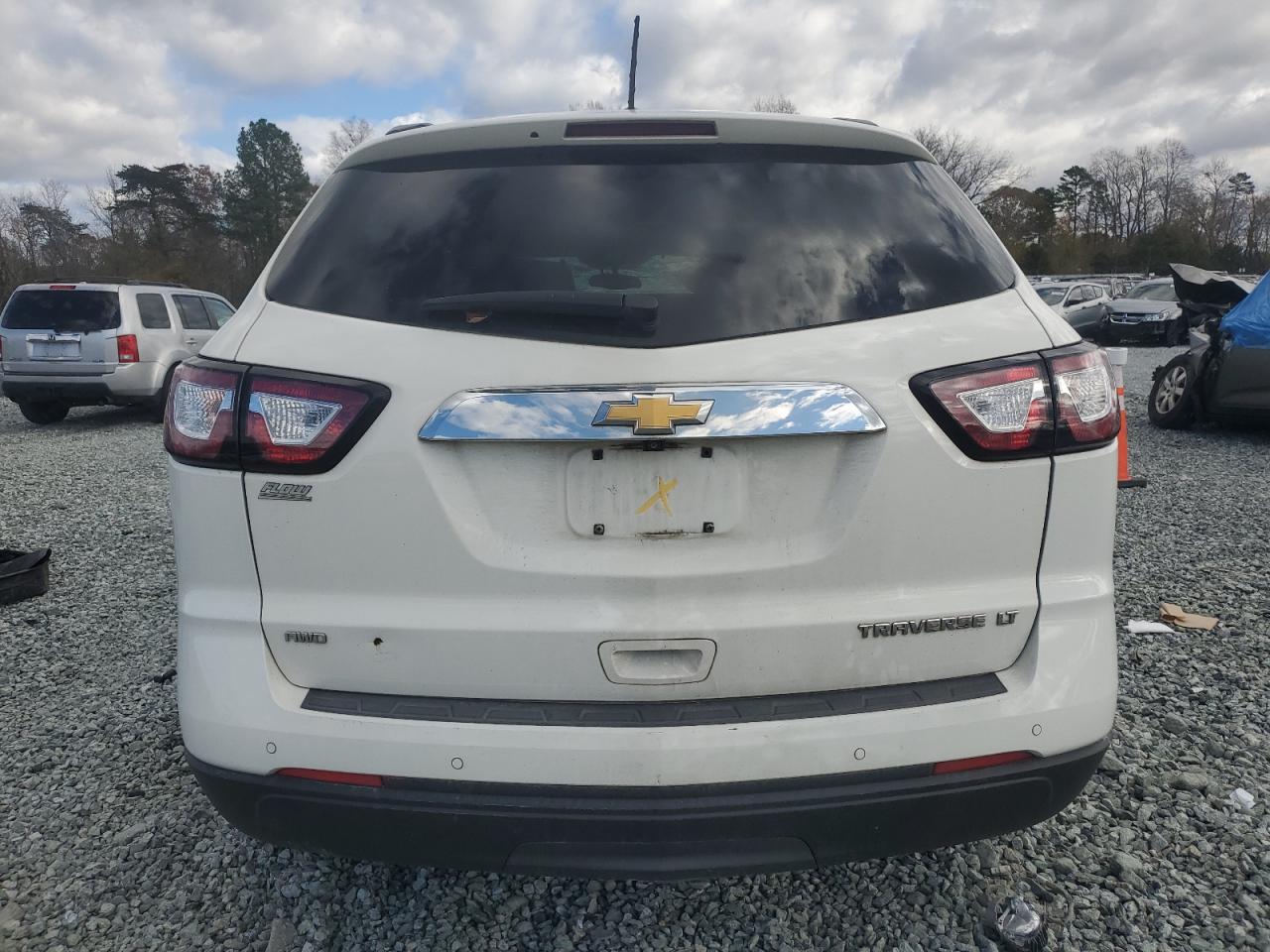 2014 Chevrolet Traverse - Image 6
