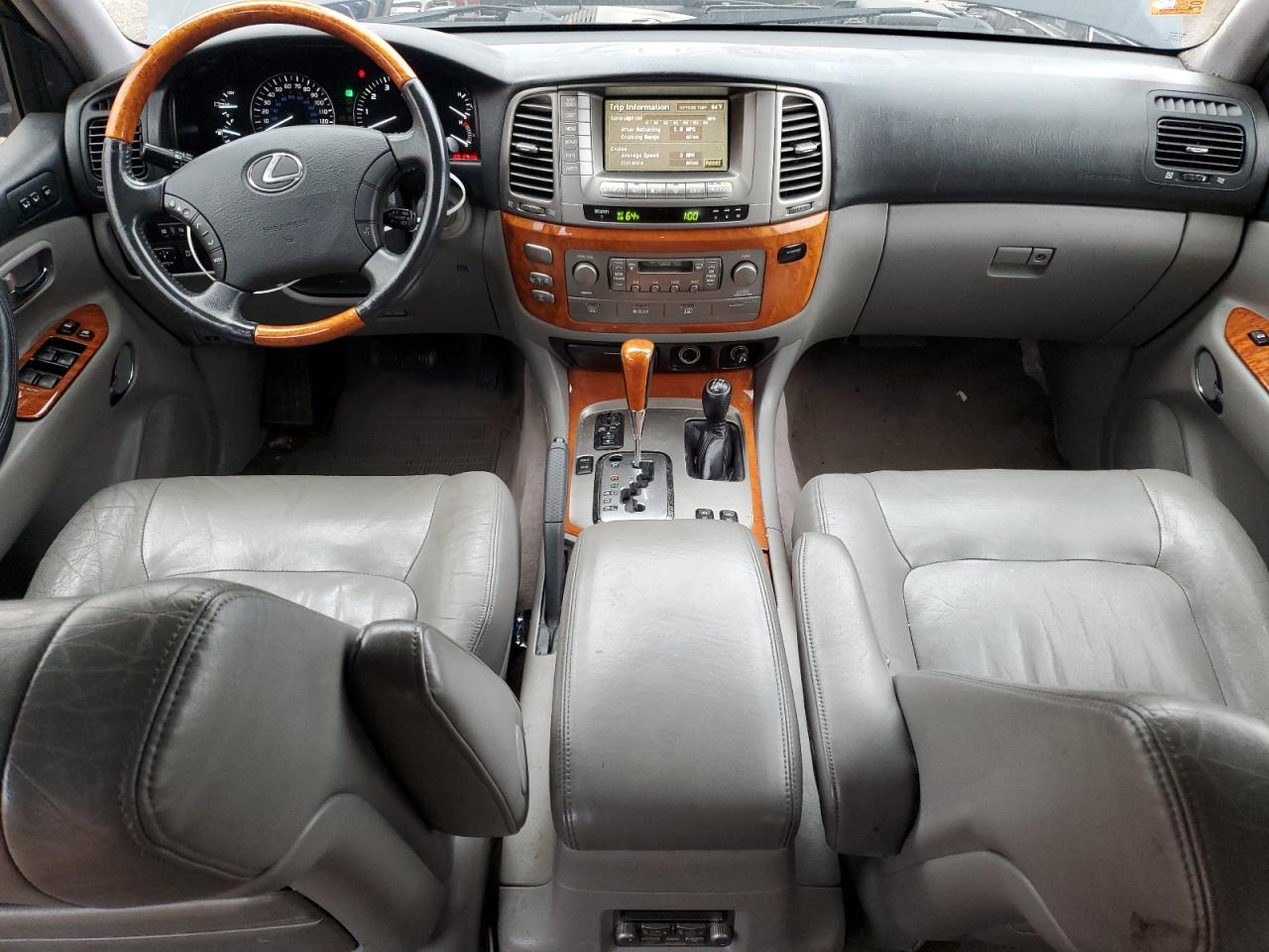 2003 Lexus LX - Image 8