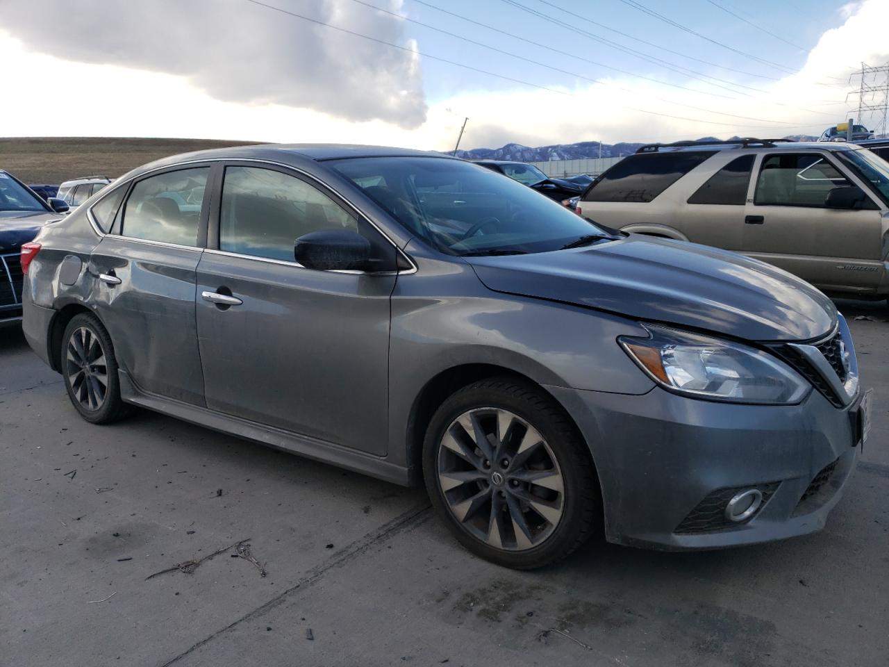 2016 Nissan Sentra - Image 4