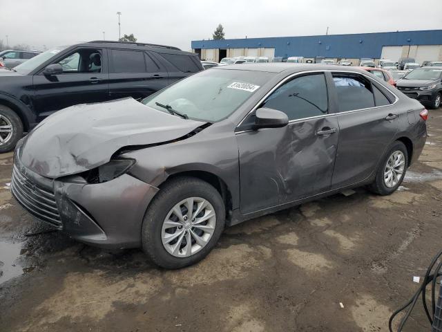  TOYOTA CAMRY 2016 Szary