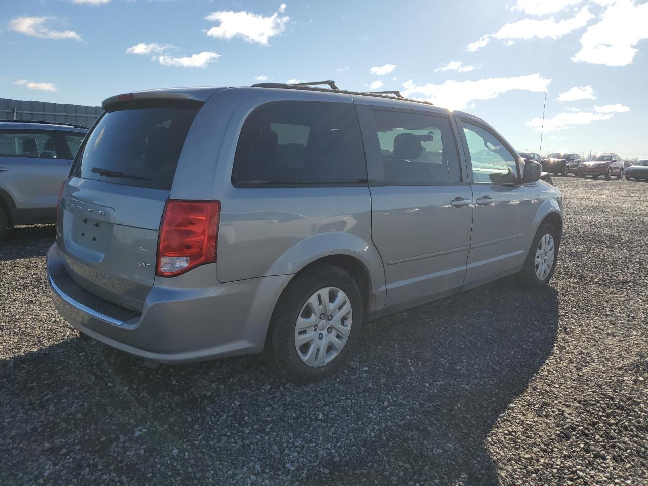 2014 Dodge Caravan - Image 3