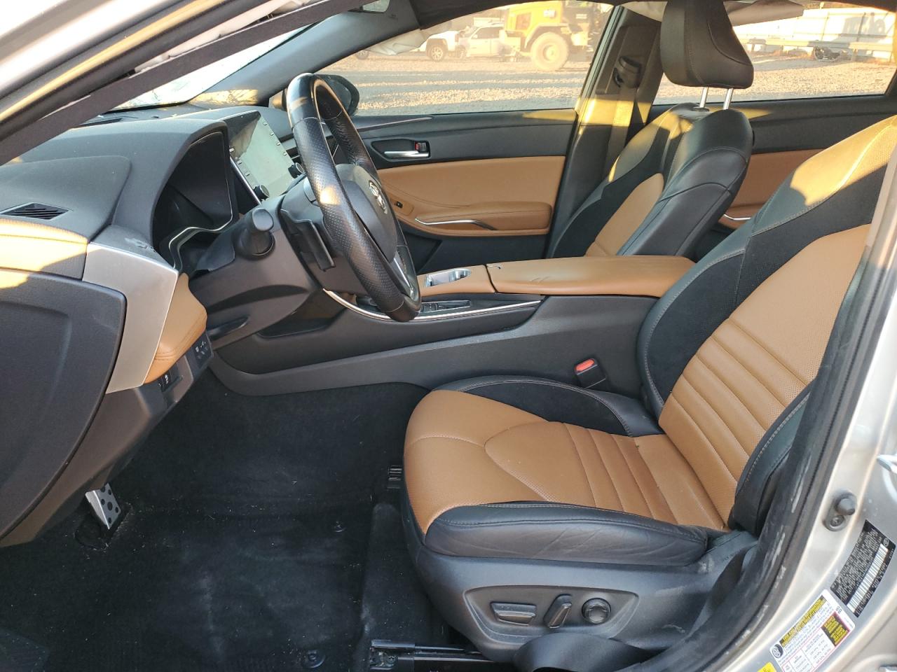 2021 Toyota Avalon - Image 7