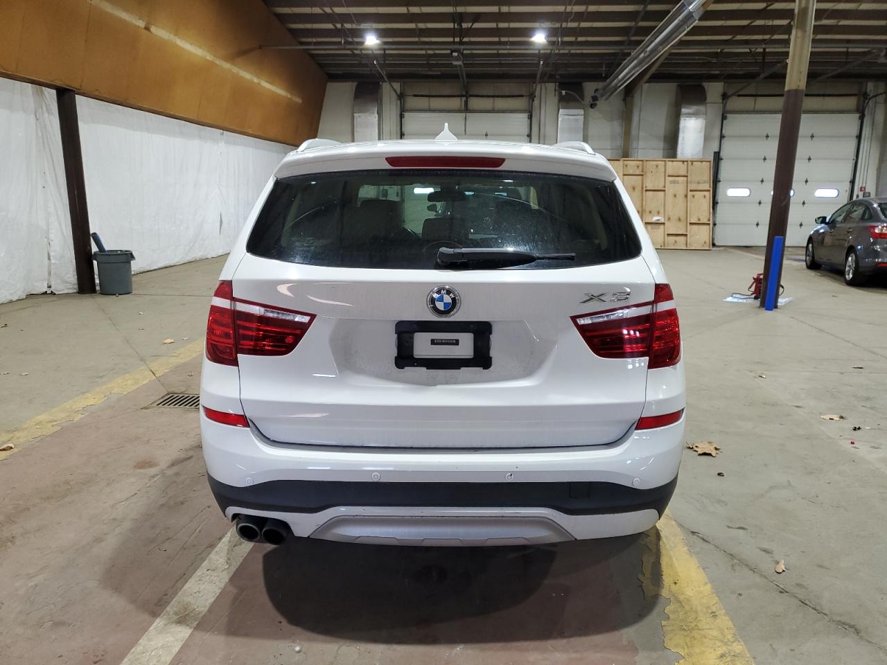 VIN 5UXWX9C54F0D46774 2015 BMW X3 no.6