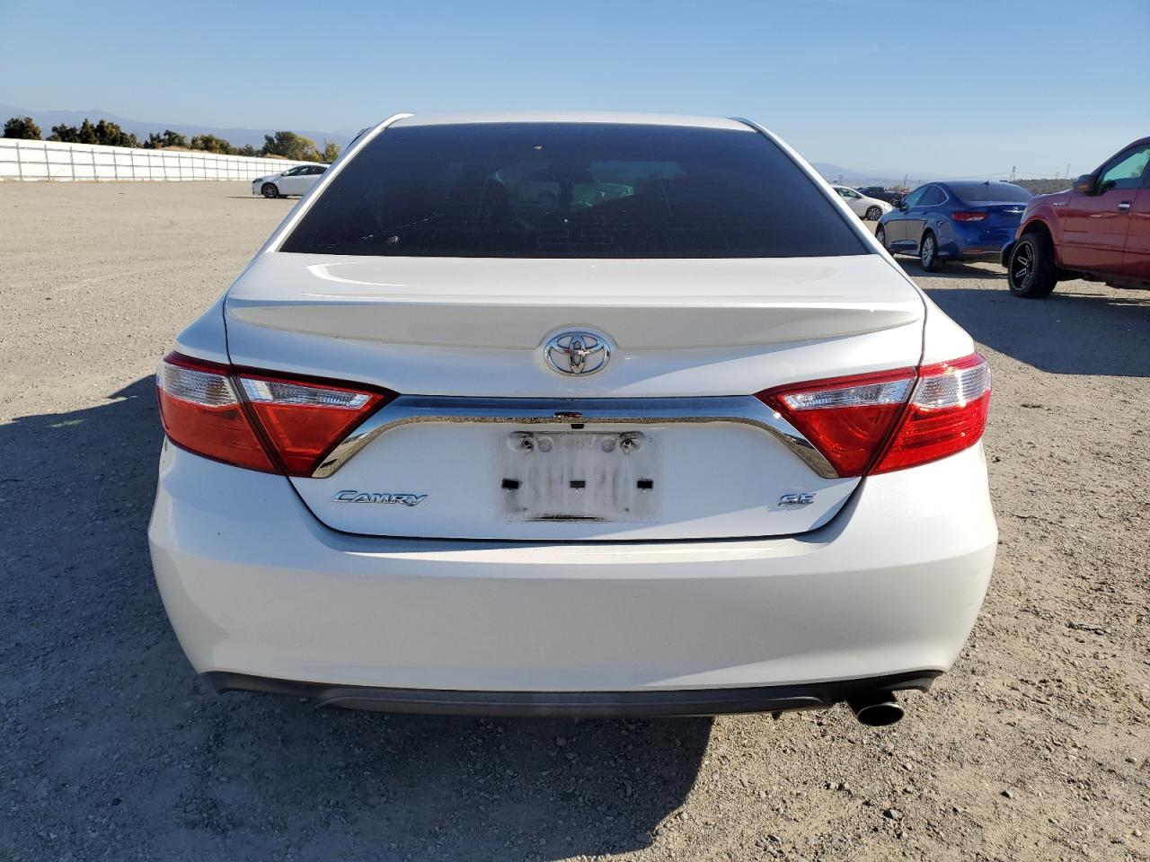 VIN 4T1BF1FK6GU223728 2016 TOYOTA CAMRY no.6