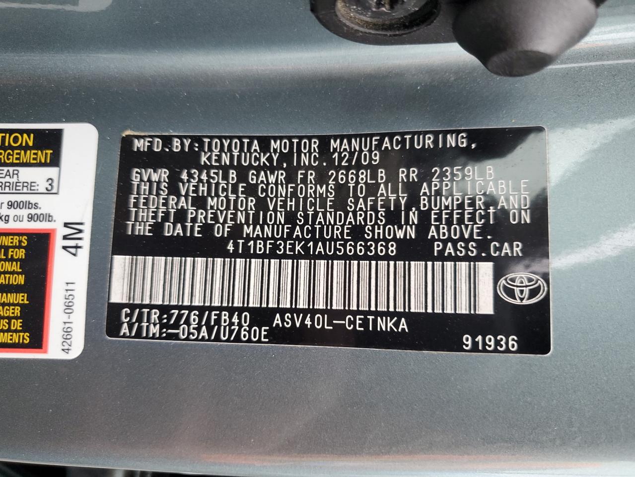 2010 Toyota Camry - Image 12