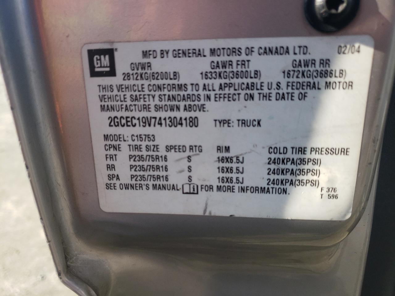 2004 Chevrolet Silverado - Image 14
