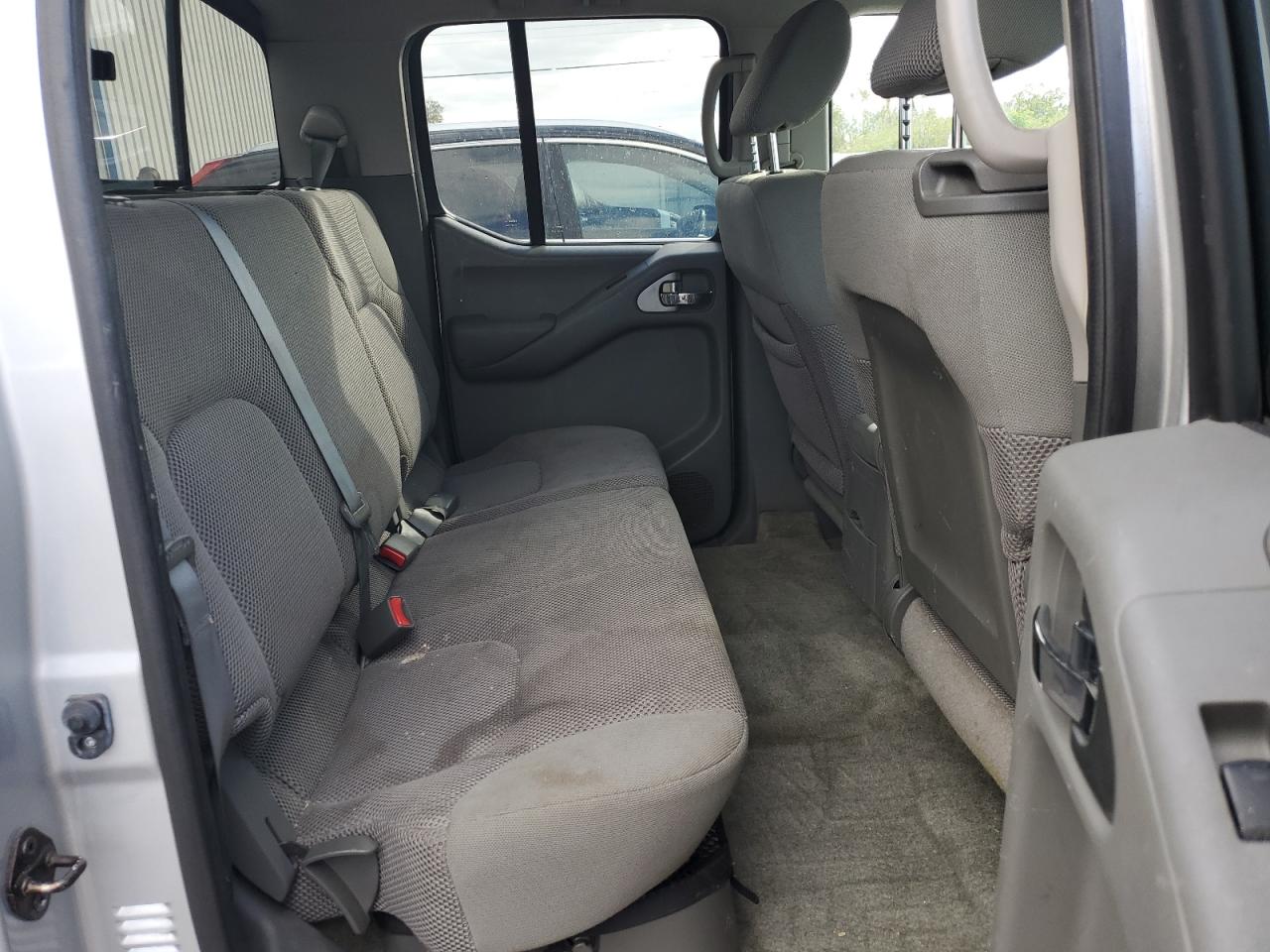 2014 Nissan Navara (Frontier) - Image 10