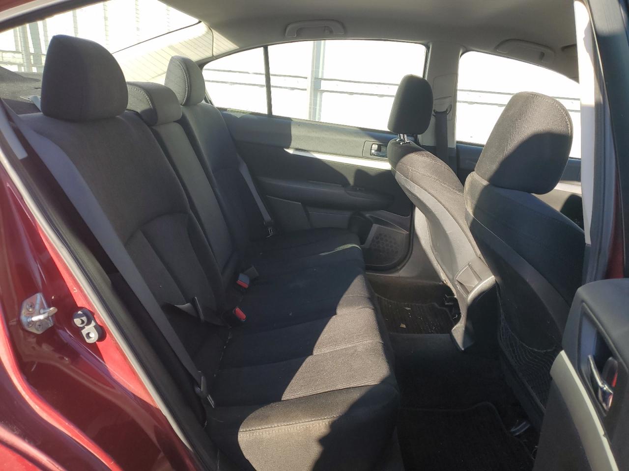 2013 Subaru Legacy - Image 10