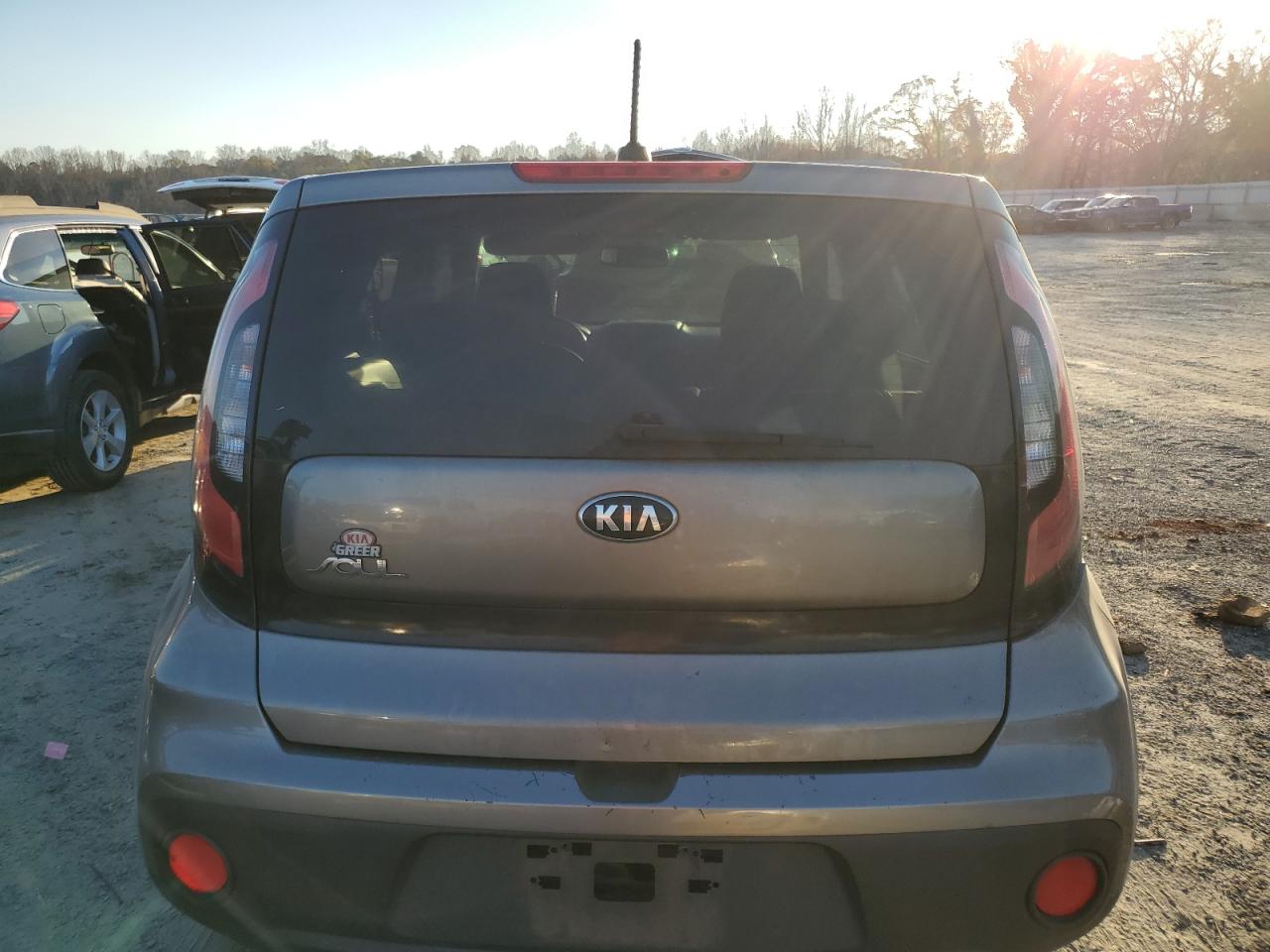 2017 Kia Soul VIN: KNDJN2A2XH7445513 Lot: 82475754