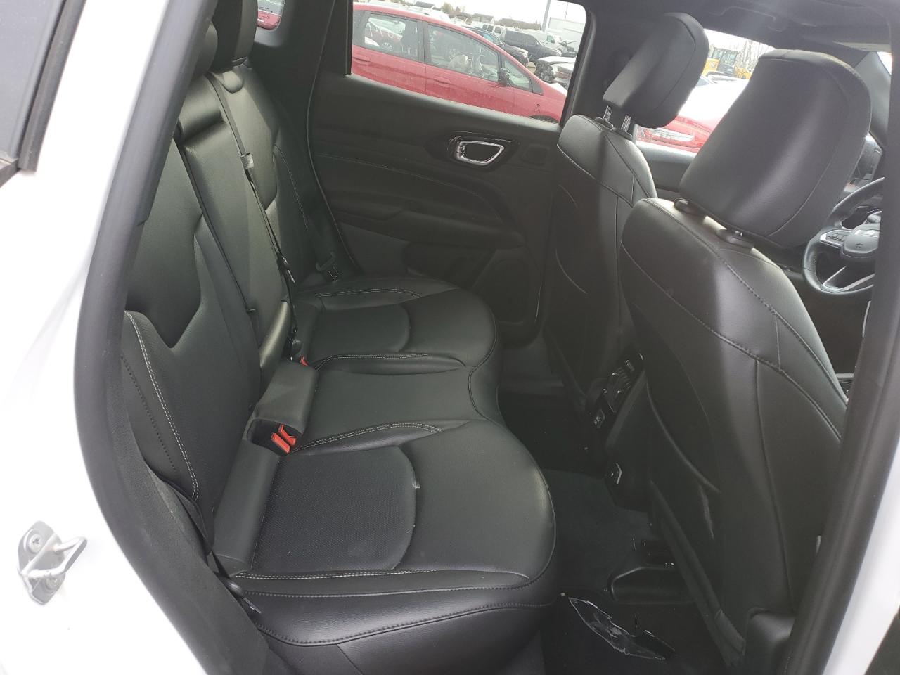 2022 Jeep Compass - Image 10