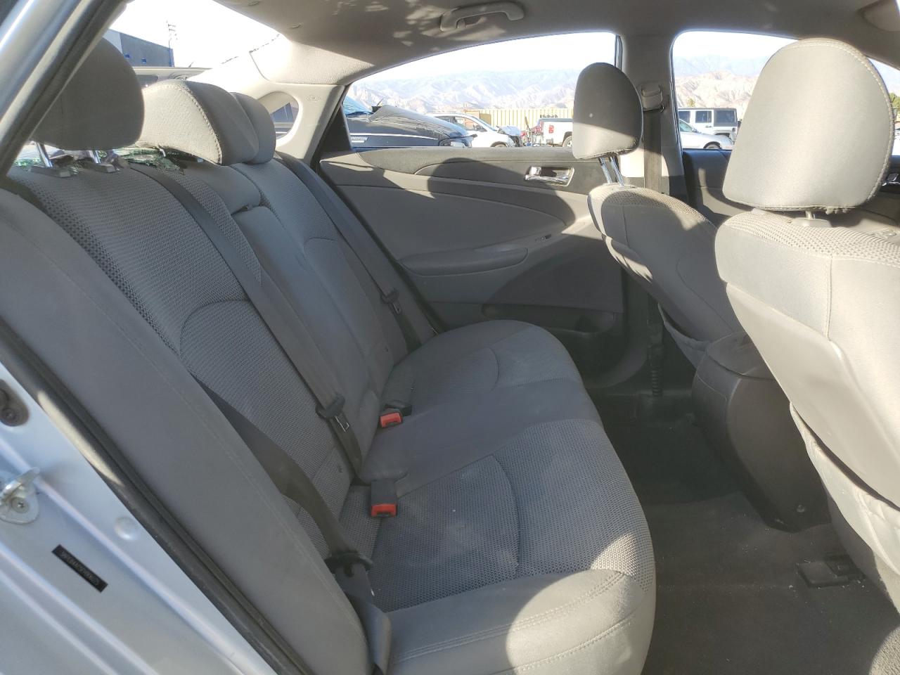 2014 Hyundai Sonata - Image 10