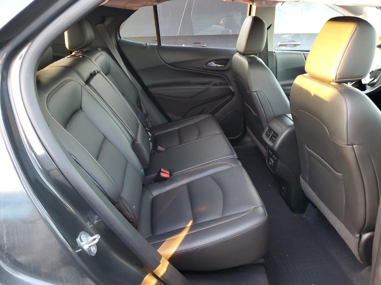 2021 Chevrolet Equinox - Image 11