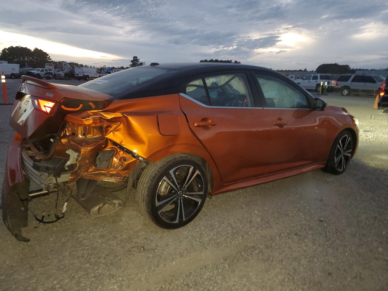 2022 Nissan Sentra - Image 3