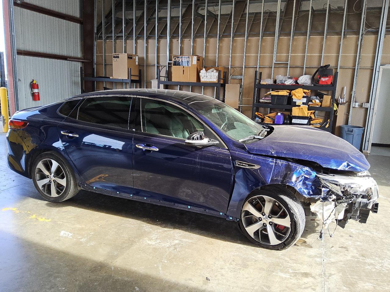 VIN 5XXGW4L20JG209952 2018 KIA OPTIMA no.4