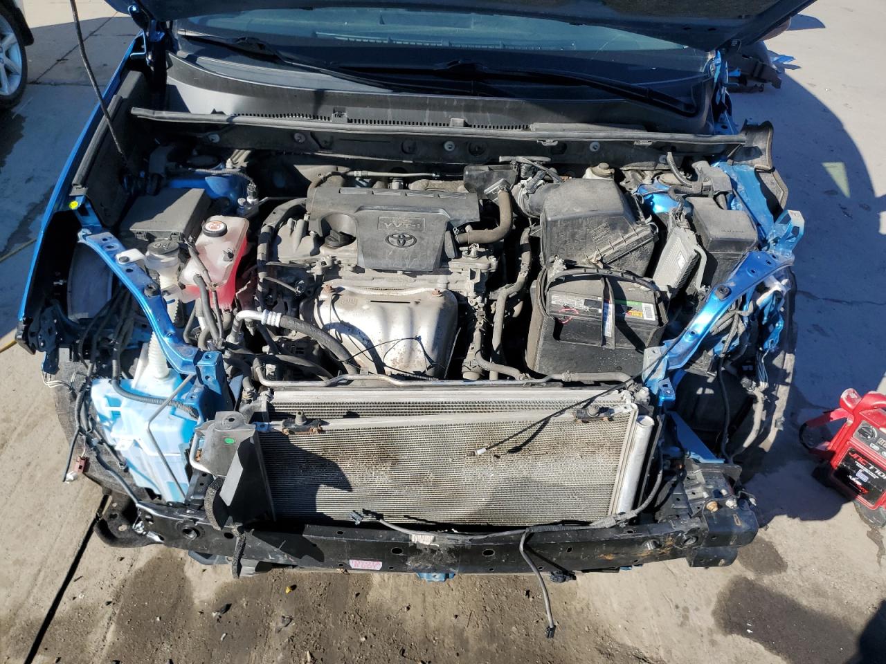 2017 Toyota RAV 4 - Image 12