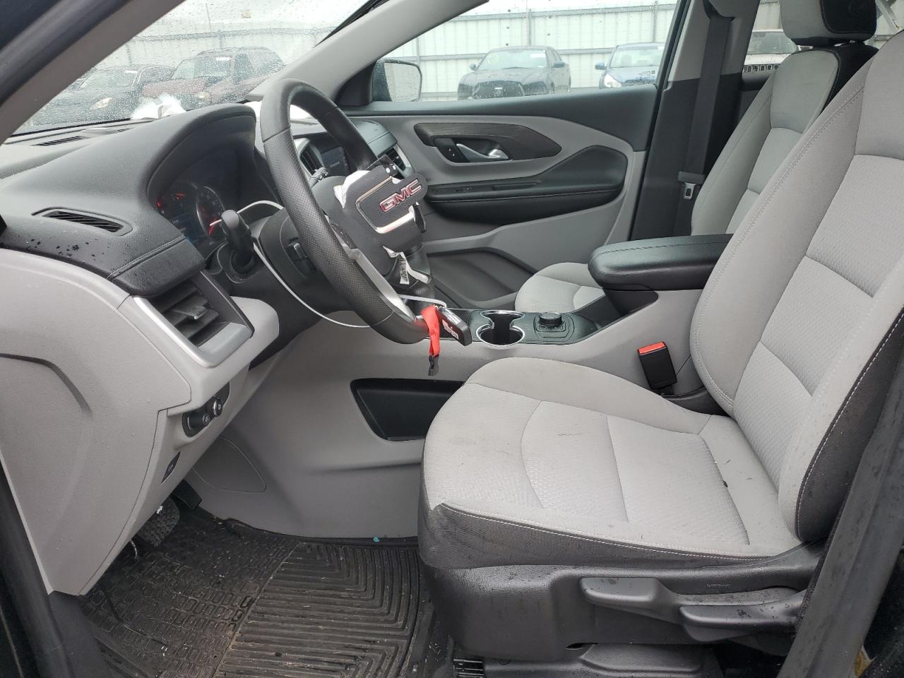 2022 GMC Terrain - Image 7
