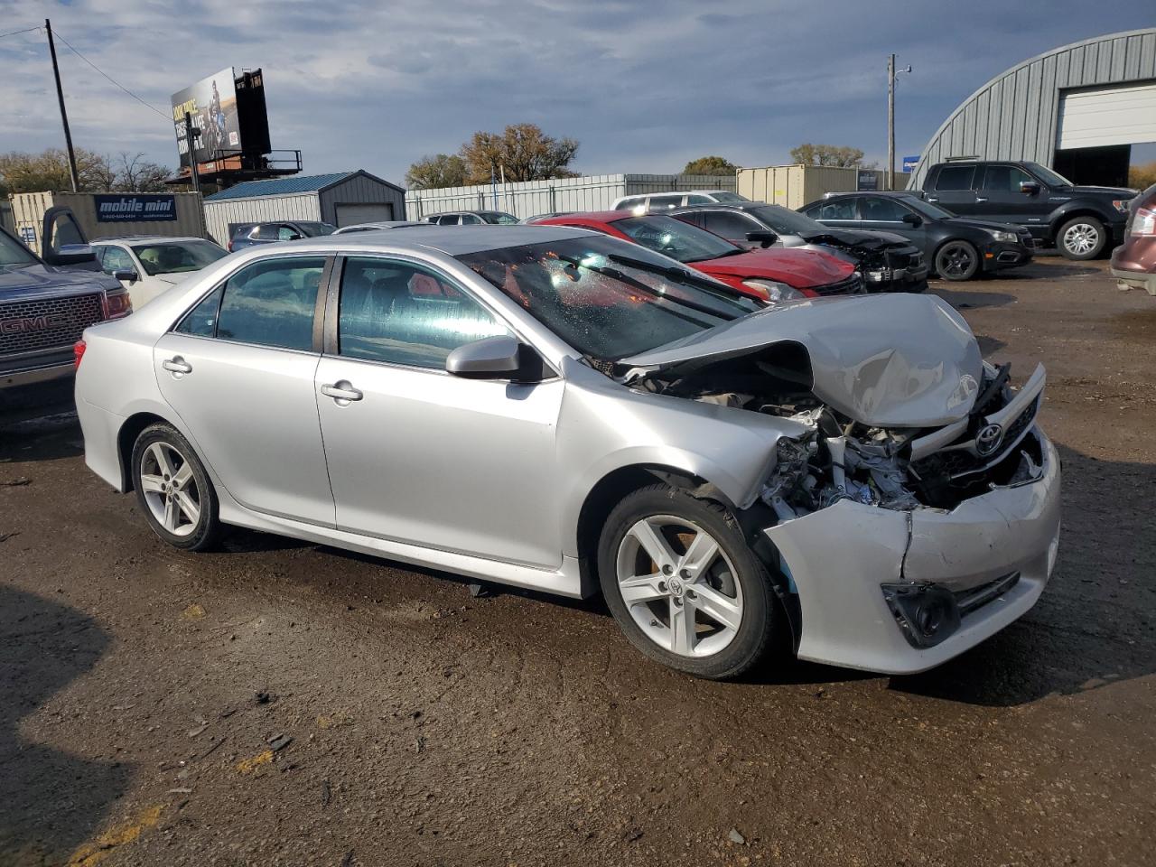 2013 Toyota Camry - Image 4