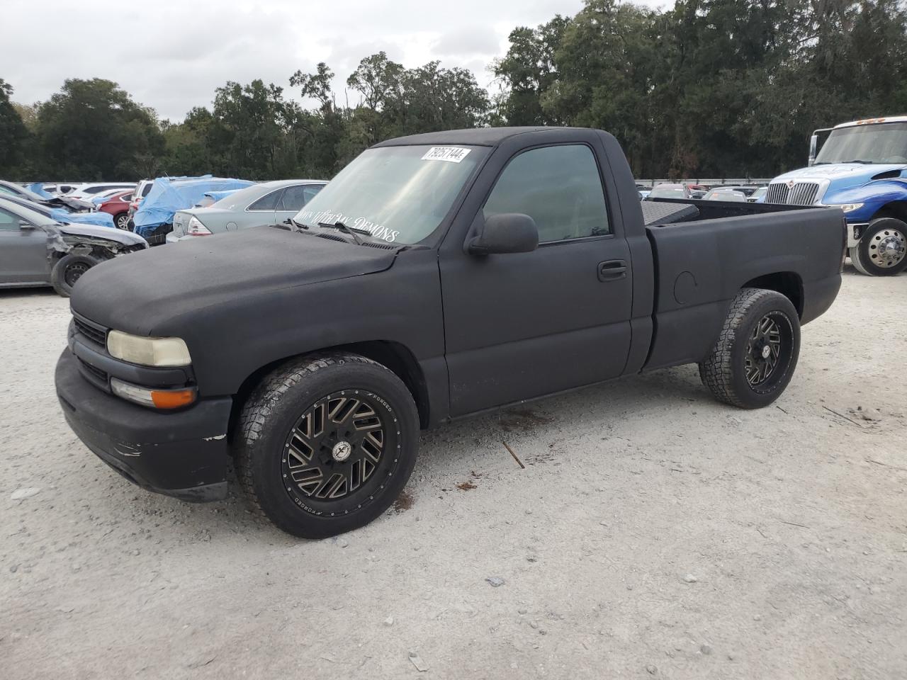 2001 Chevrolet Silverado C1500 VIN: 1GCEC14W81Z200915 Lot: 79257144