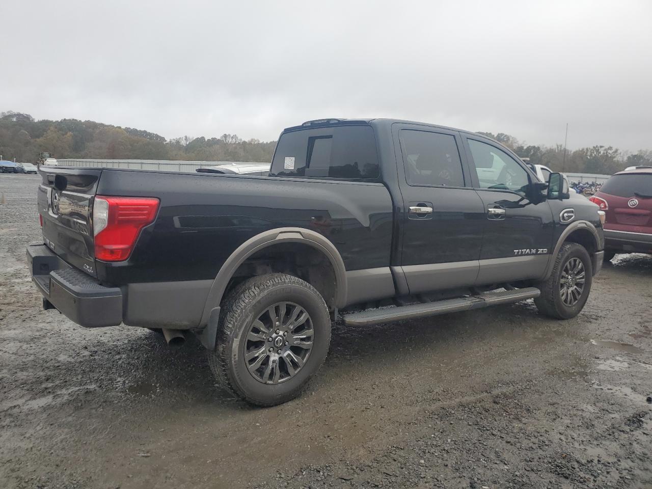 VIN 1N6BA1F46JN515351 2018 NISSAN TITAN no.3