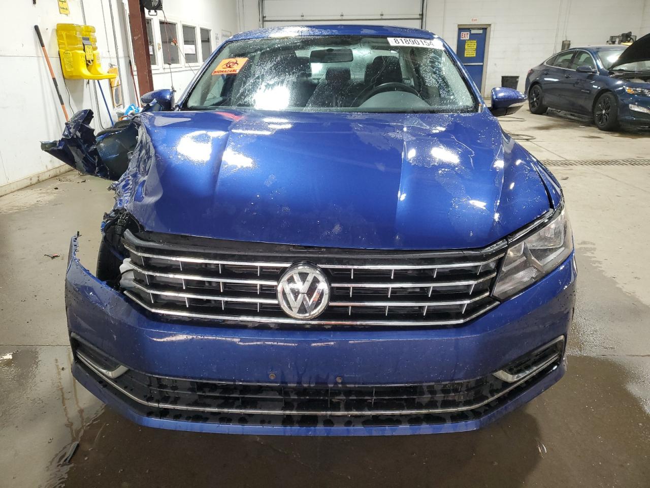 2017 Volkswagen Passat - Image 5