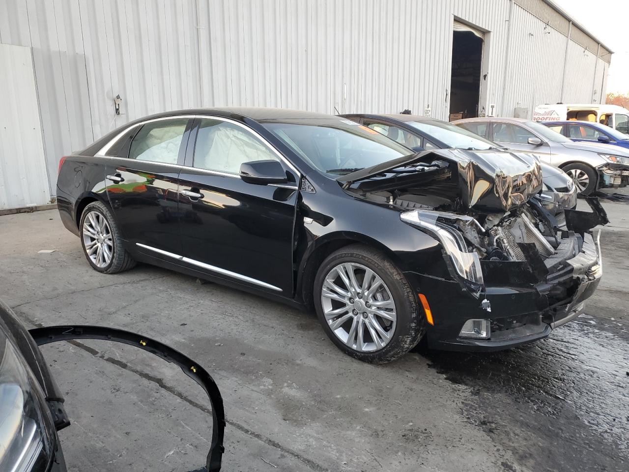 2019 Cadillac XTS - Image 4