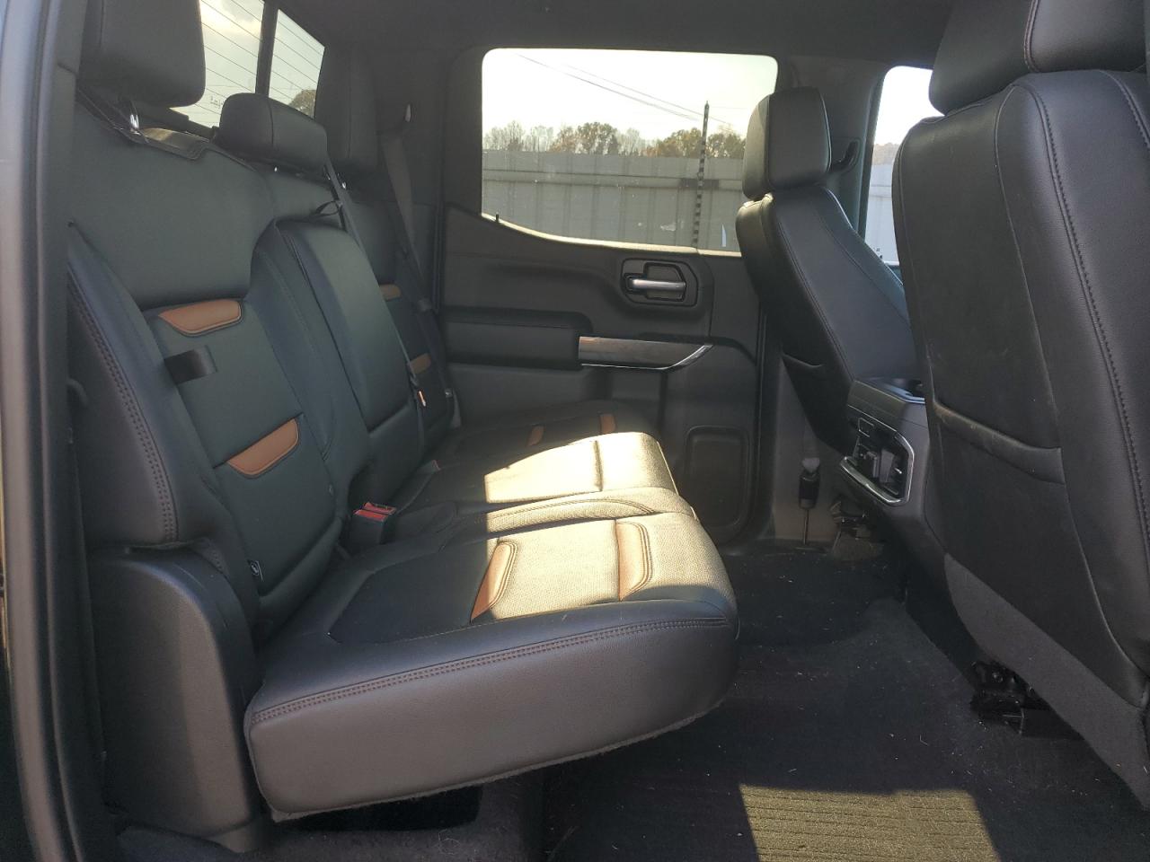 2019 GMC Sierra - Image 10