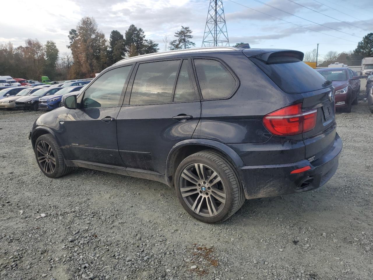 VIN 5UXZV4C58D0E08972 2013 BMW X5 no.2